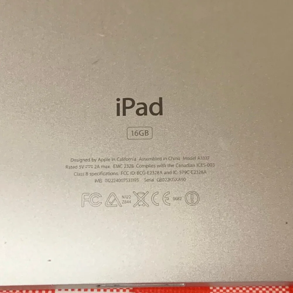 Apple iPad 1st Gen A1337 16GB Space Gray